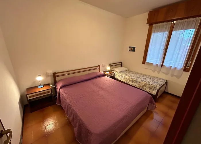 Azzurro Via Livenza 1 Appartamento *